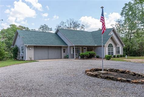 booneville ar real estate.